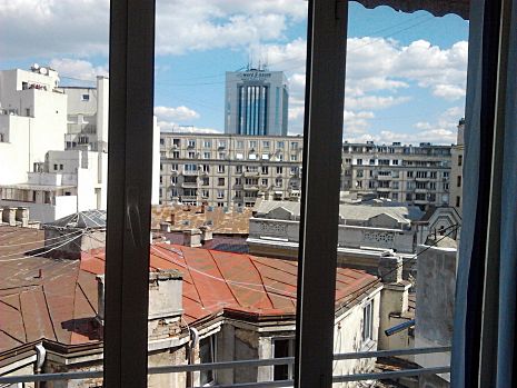 Vedere din Garsoniera Apartament Ambasada Frantei centrul istoric Bucuresti
